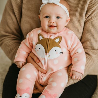 pyjama bebe fille sourire