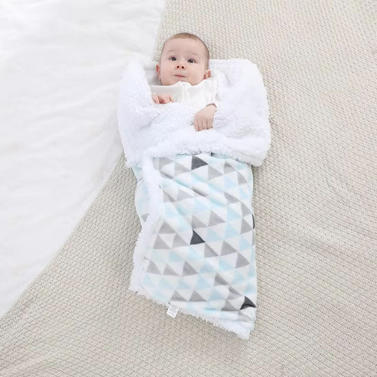 couverture bebe emmaillotage