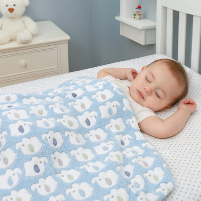 couverture bebe sommeil enfant qui dort