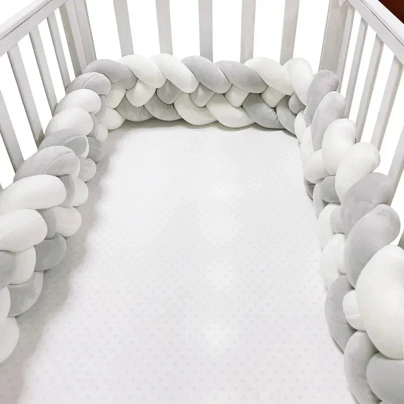 tour de lit bébé sommeil blanc gris