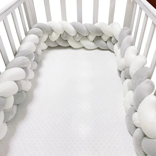 tour de lit bébé sommeil blanc gris