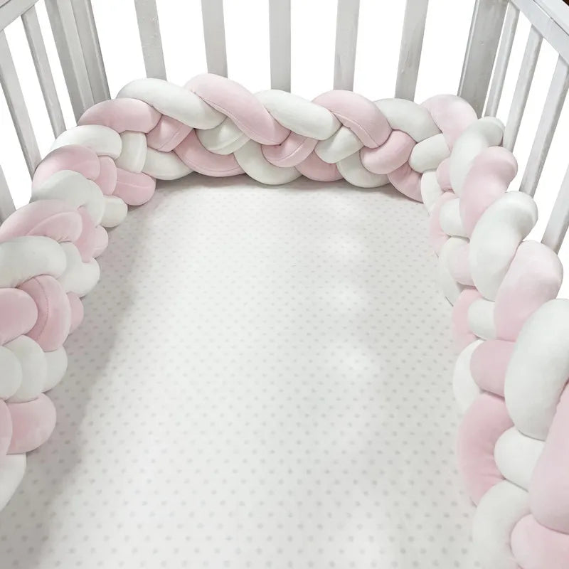 tour de lit bébé sommeil blanc rose